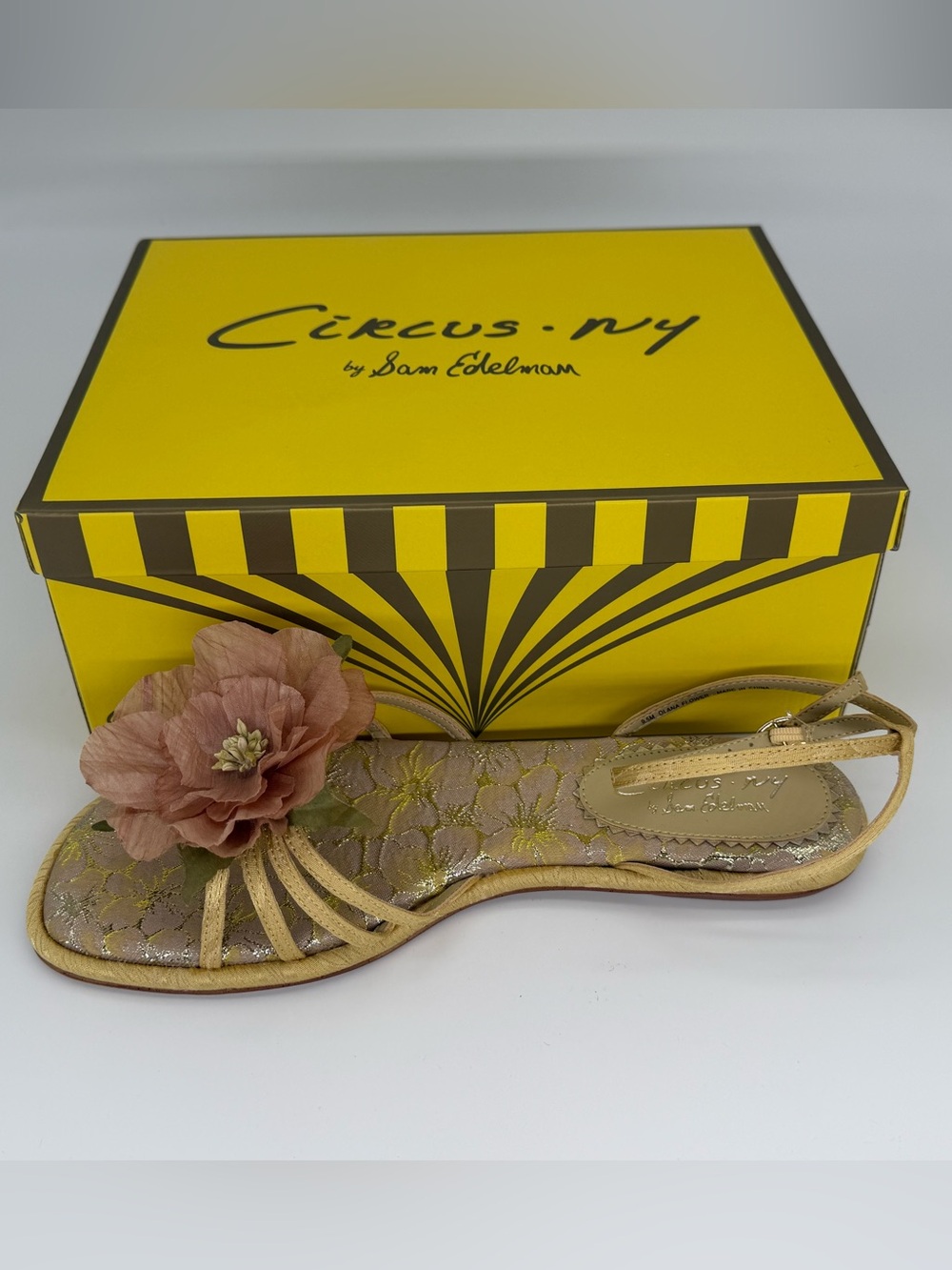 NIB Circus NY by Sam Edelman Olana Flower Sandal Yellow Blush 9.5